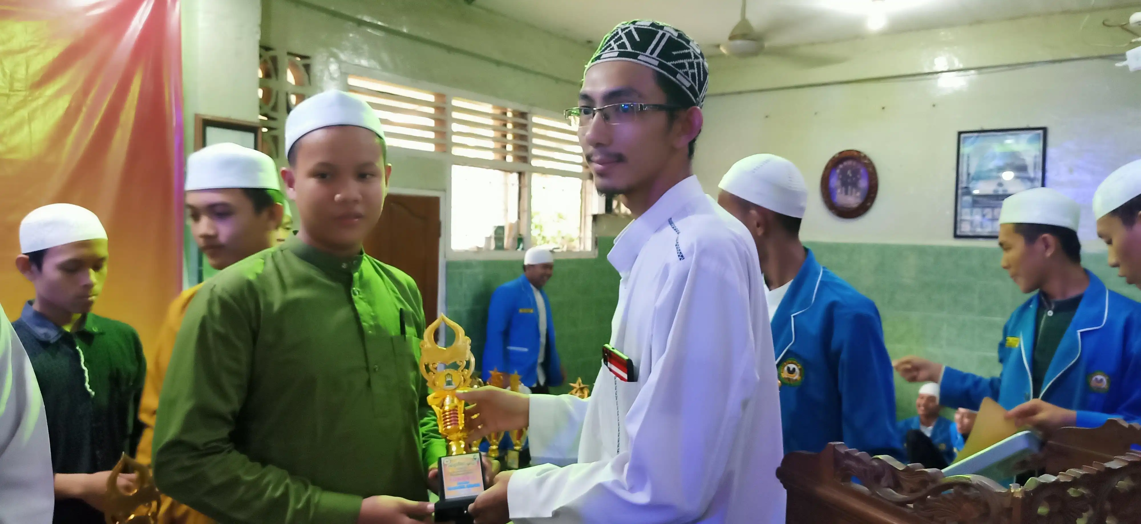 Pembagian Hadiah 32